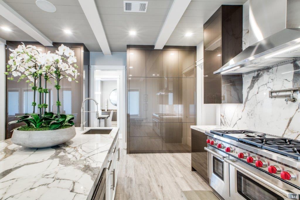 Modern Bay House